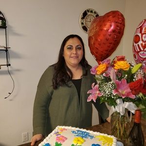 Meet your Posher, Alejandra